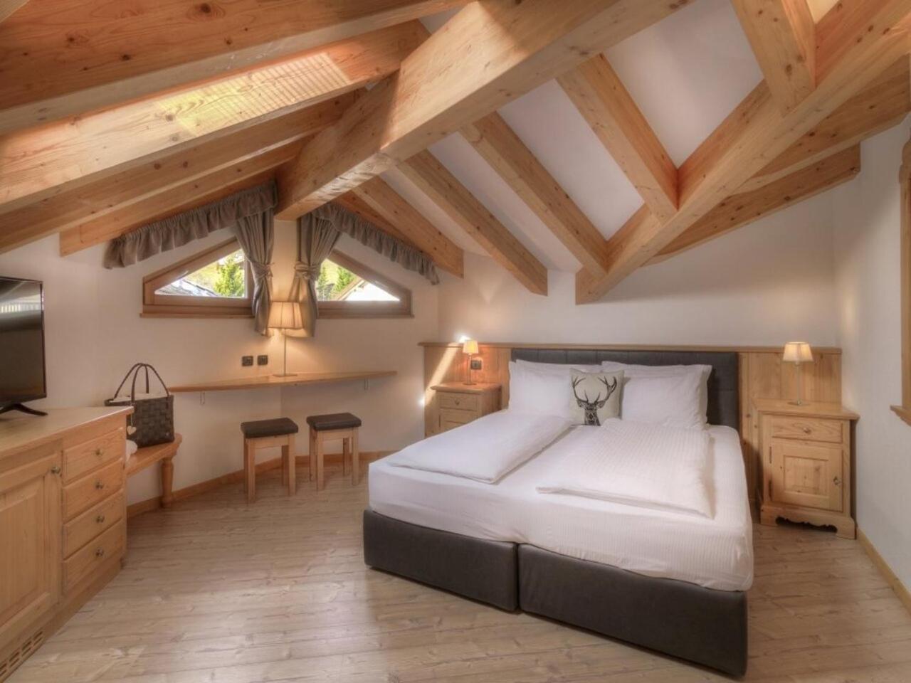 Hotel Madonnina Resort And Wellness Soraga di Fassa Exterior foto