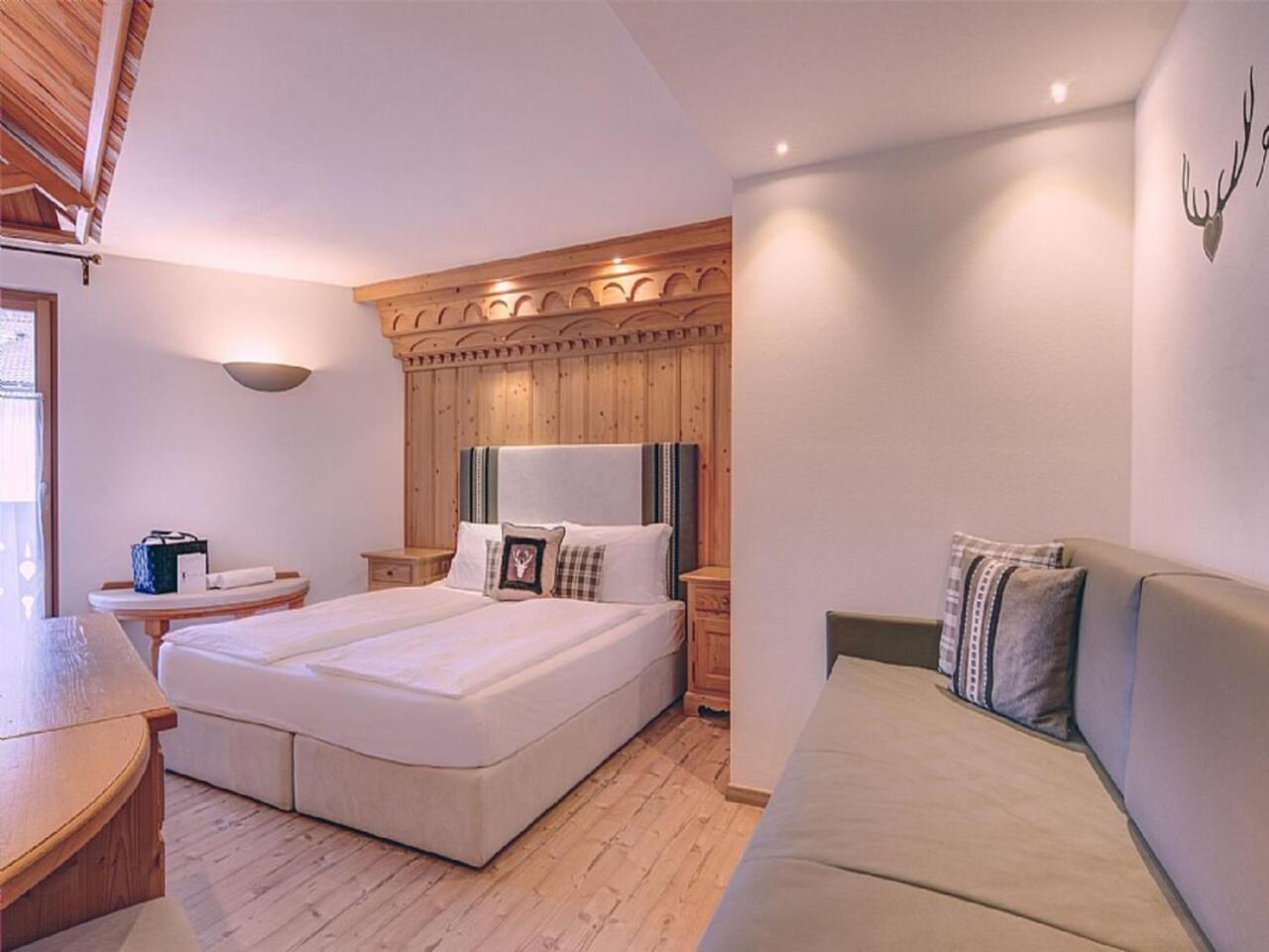 Hotel Madonnina Resort And Wellness Soraga di Fassa Exterior foto