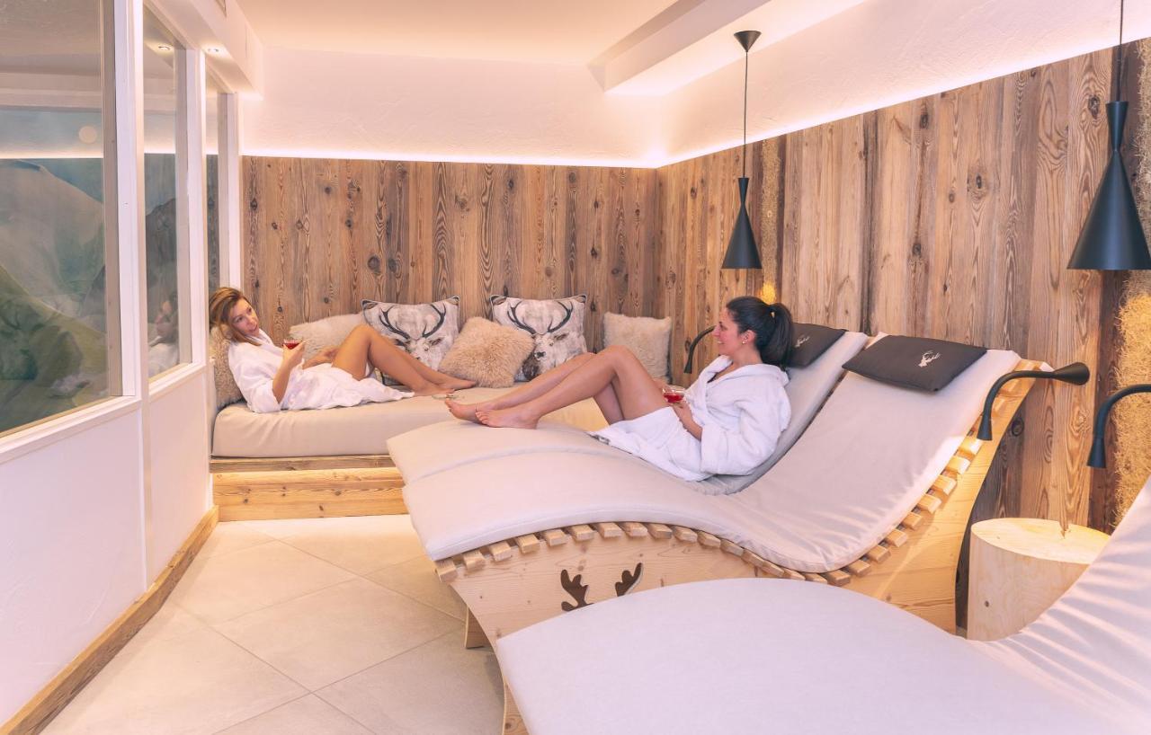Hotel Madonnina Resort And Wellness Soraga di Fassa Exterior foto
